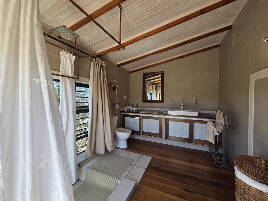 4 Bedroom Property for Sale in Trekoskraal Western Cape